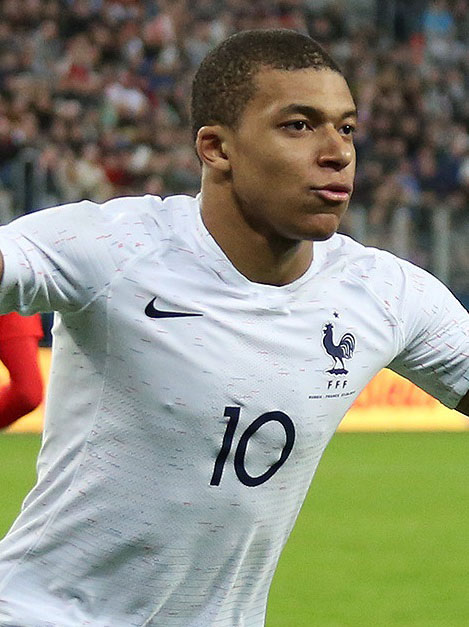 Kylian Mbappé célébrant un but en 2018