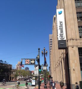 Siège historique de Twitter à San Francisco, symbole du modèle économique de Twitter/X