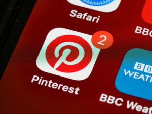 Application Pinterest sur smartphone pour gagner de l argent avec Pinterest